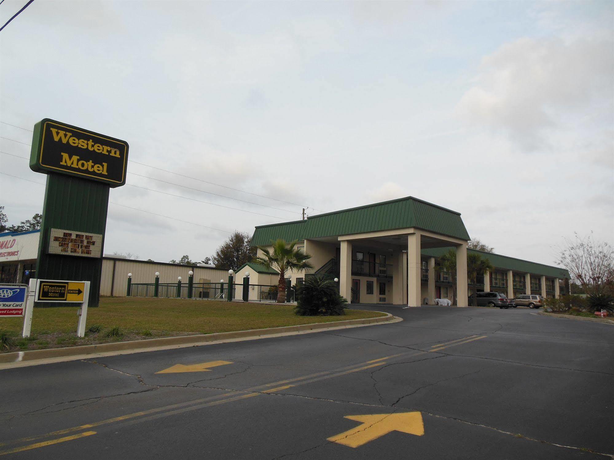 Western Motel Folkston Exterior photo